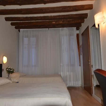 Piccolo Tiepolo Otel Venedik Dış mekan fotoğraf